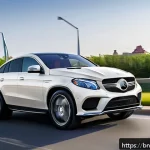 벤츠 GLE 쿠페의 최신 옵션 - A sleek Mercedes-Benz GLE Coupe driving smoothly on a modern highway at dusk, showcasing its sporty ...